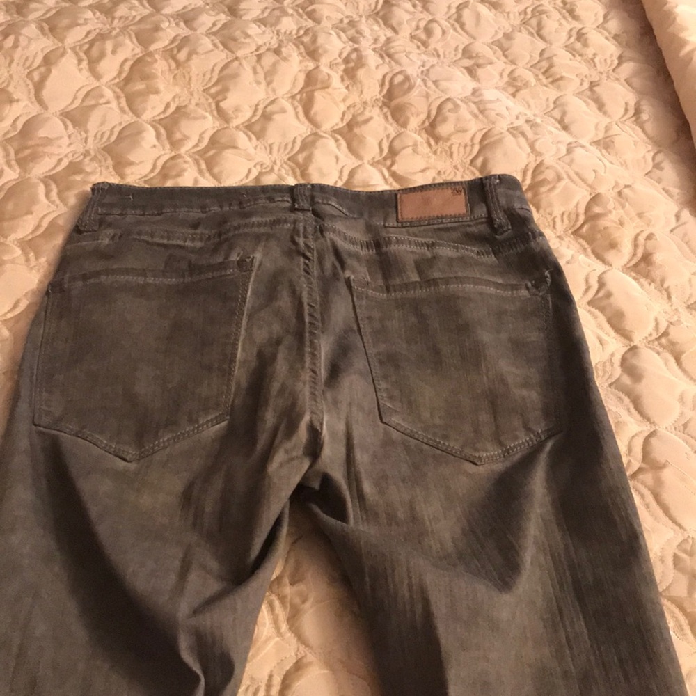 Jeans - Picture 2 of 3